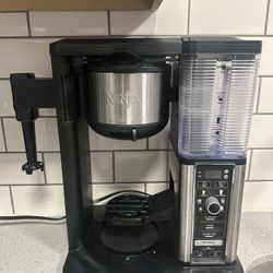 Ninja hot/iced/specialty coffee maker 
