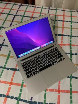 2015 13.3"inch Intel Core i5 Retina MacBook Air, 256GB SSD, 8GB RAM. RUNS🏃‍♂️FAST AND SMOOTH