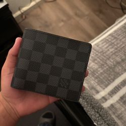Loui Vuitton Wallet 