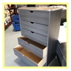 Dresser / Five drawers dresser