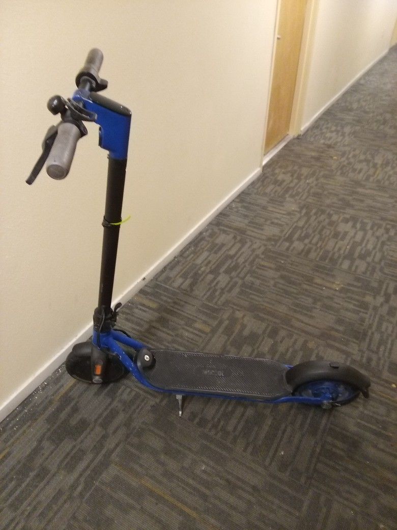 NINEBOT ELECTRIC SCOOTER