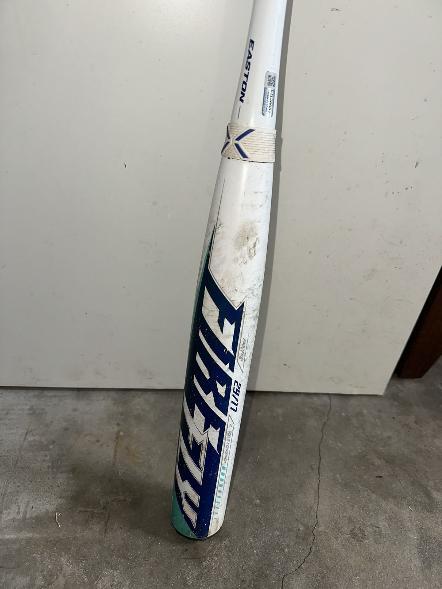 softball easton firefly bat 29” -12
