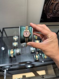 Rolex datejust pink diamond dial Diamond bezel 26mm two tone