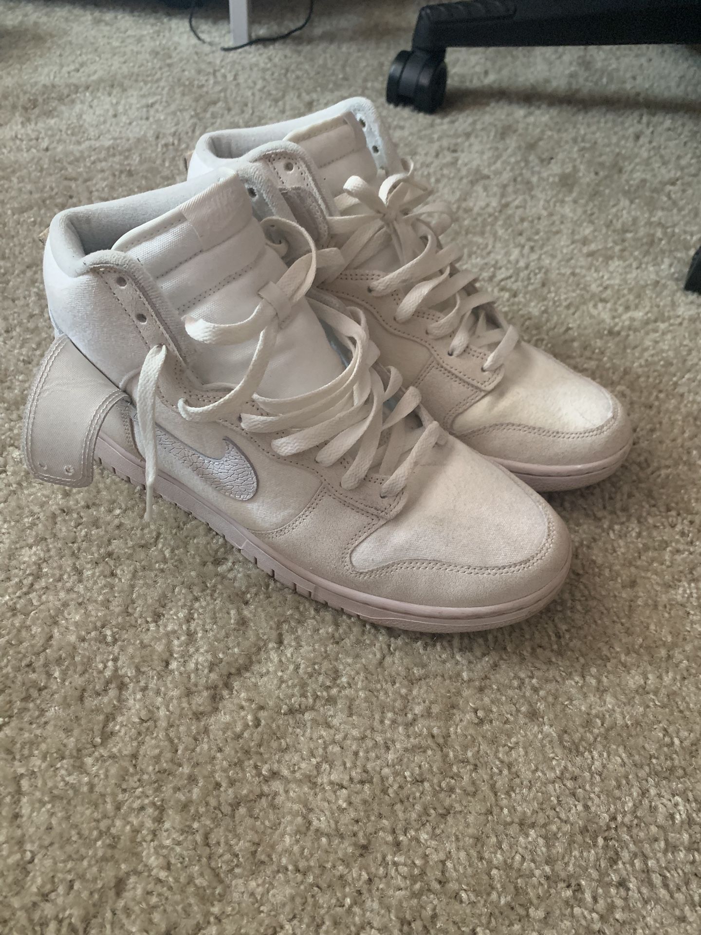 Cream Nike Dunks