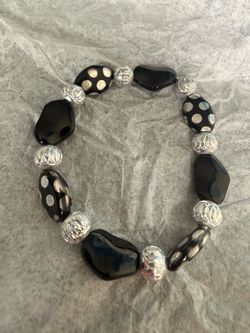 Black and Silver Beaded Stretch Bracelet jewelry