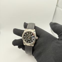 Rolex Sky-Dweller White Gold 2025 Oysterflex