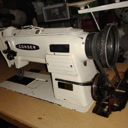 Consew 255RB2 Sewing Machine And Table With Accessories 