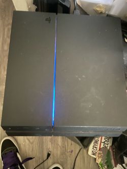 PS4 includes controller and hdmi cord and power cord