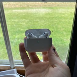 Apple AirPods Pro 2