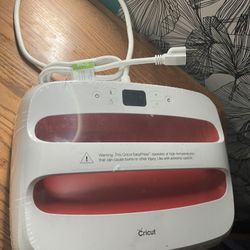 New Cricut EasyPress™ 2, 12" x 10" Heat Press