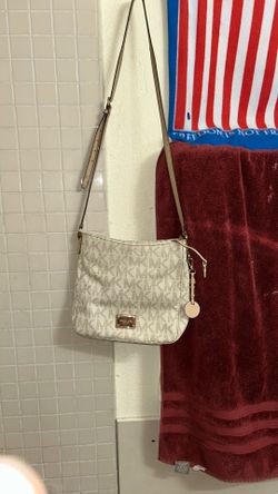 Micheal Kors Purse