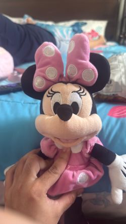 Minnie Mouse for girls at age 9