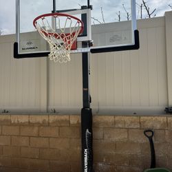 In Ground Basketball Hoop 