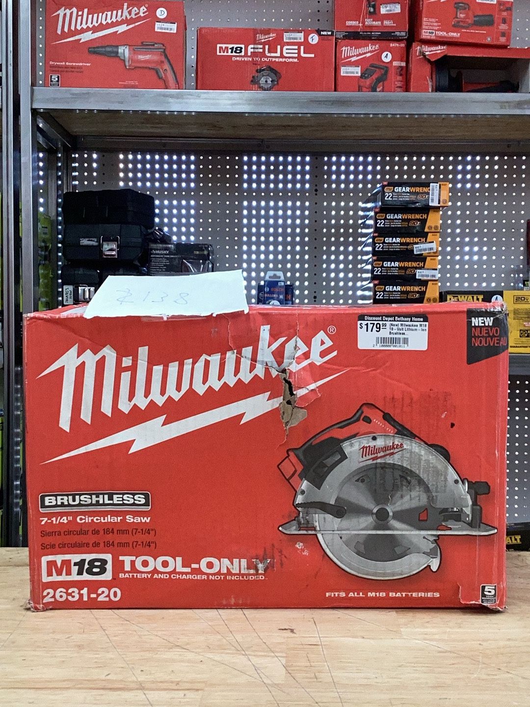 Milwaukee M18 18-Volt Lithium-Ion Brushless Cordless 7-1/4 in. Circular Saw (Tool-Only)