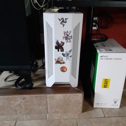 AMD Gaming Computer & HP Monitor
