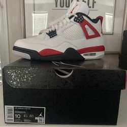 Air Jordan 4 Retro- Fire Red Size 10
