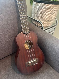 Mahogany Soprano Ukulele