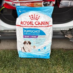 Royal Canin 30lb Puppy Chiot 