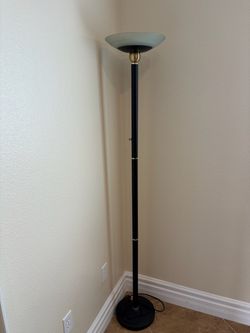 Floor lamp