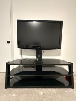 Entertainment center w/ Roku Adapter