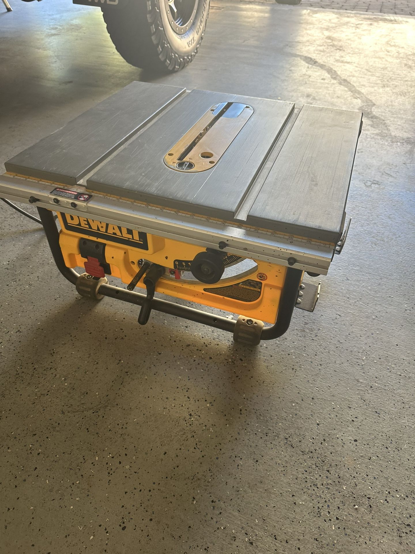 Dewalt Table Saw