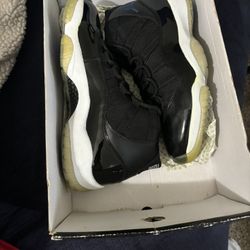 Jordan 11 Retro