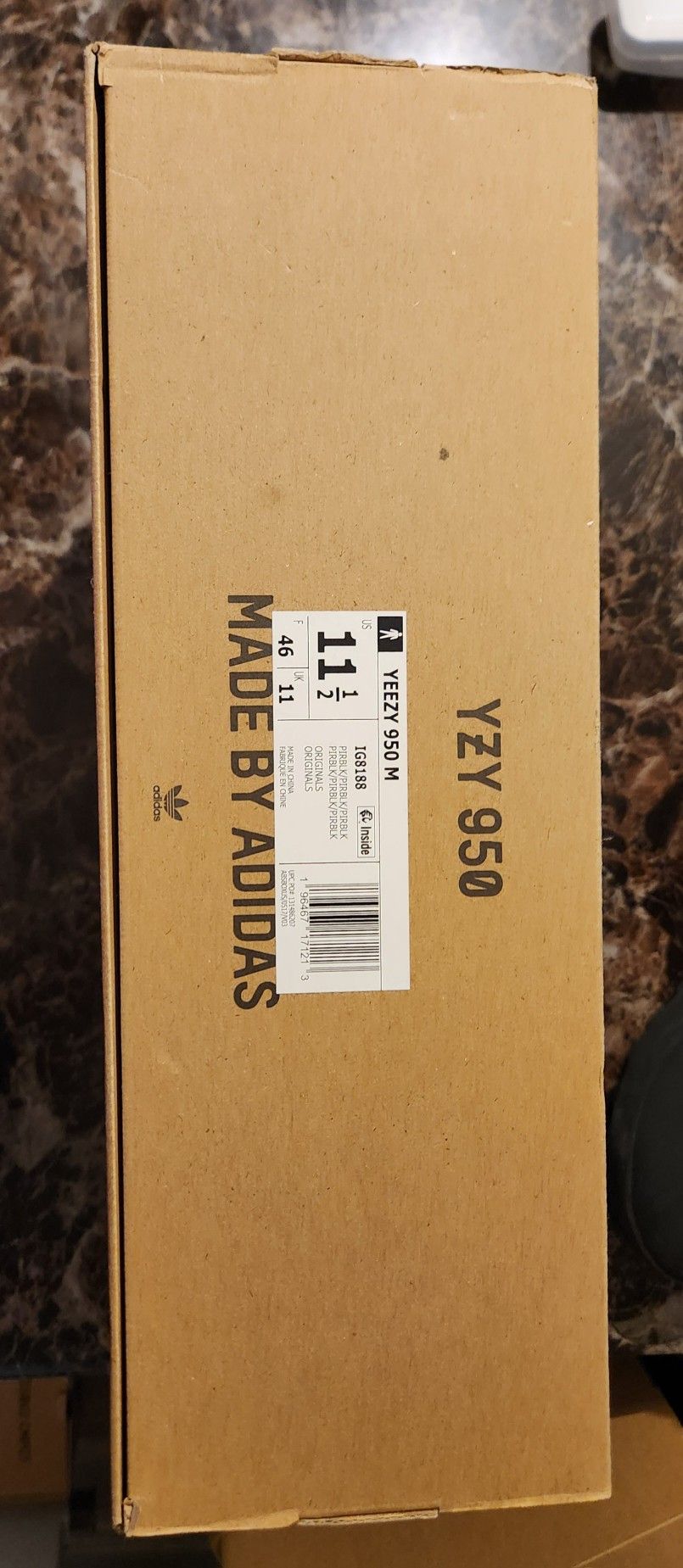 Yeezy 950 Pirate Black 