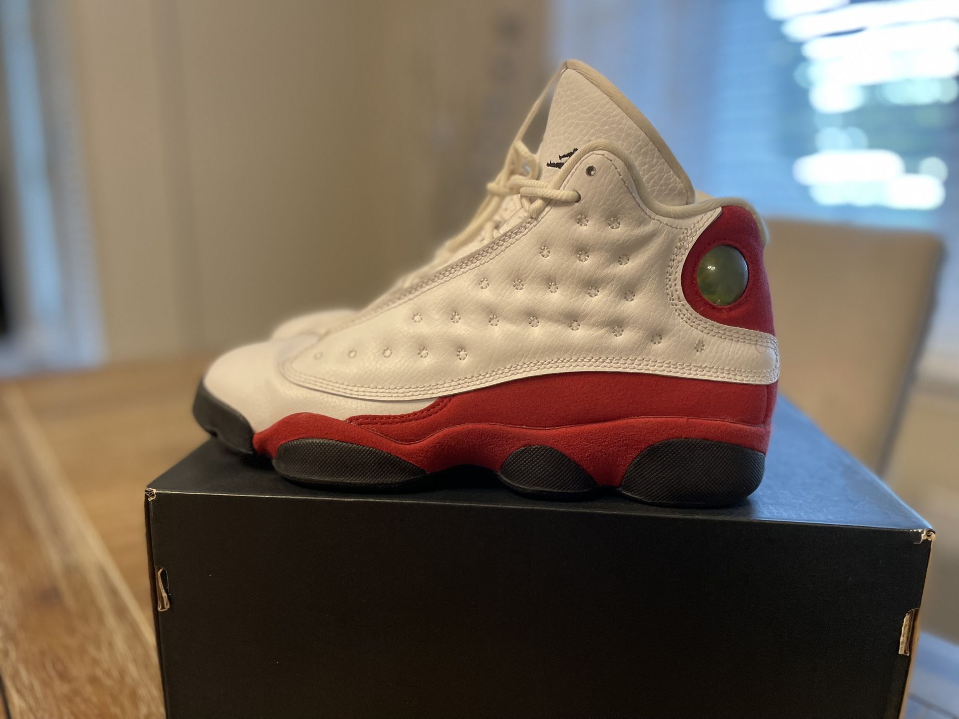 Air Jordan 13 Retro White True Red Black Size 7