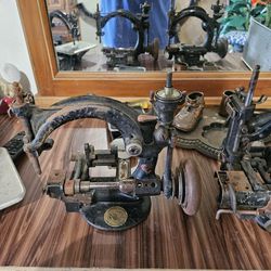 Antique Willcox and Gibbs Sewing Machine, antique sewing machine, sewing machine, Wilcox and gibbs, wilcox sewing machine, primitive

