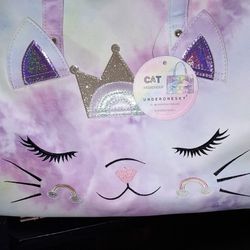 Cat Underonesky Overnighter