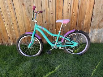 Schwinn Sunnyside 20" Girls Cruiser Bike