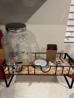Glass drink dispenser
