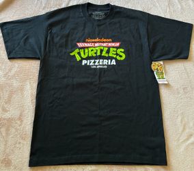 TMNT Pizzeria Shirt Size Large Brand New