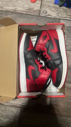 Air Jordan 1 Mid Bred Black Red Sneakers