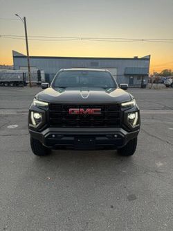 2023 GMC Canyon Crew Cab