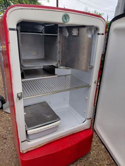 Vintage Fridge non-working