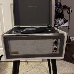 Vinyl Turntable 