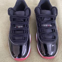 Bred 11 Low Size 8.5