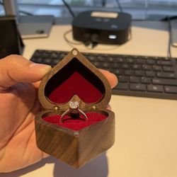 Oval Engagement Ring 