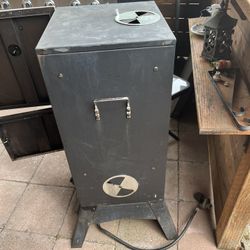 Vertical Charcoal Smoker BBQ Barbecue Grill w/ Temperature...