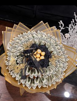 Gold And Black Money Bouquet
