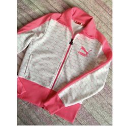 Puma Jacket Size Medium Adult -Like new- 💗