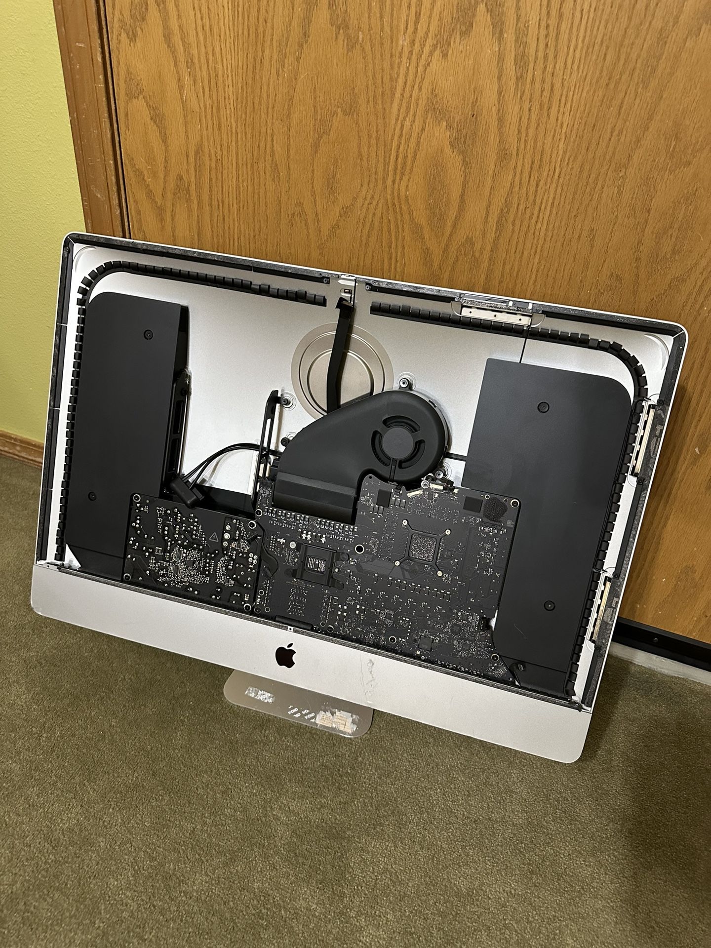 2015 Apple iMac 27” (for Parts)