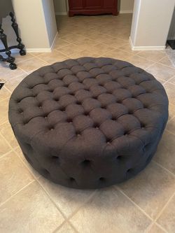 Tufted ottoman