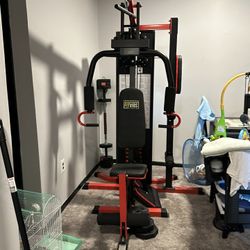 Gimnasio Multiuso