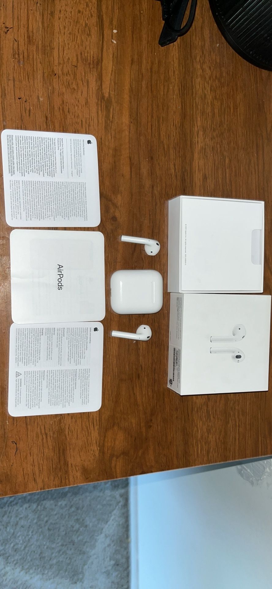 Apple AirPods 2nd Generation