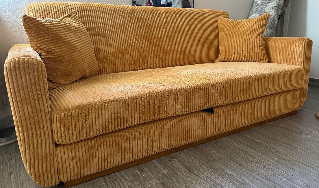Lounge Couch