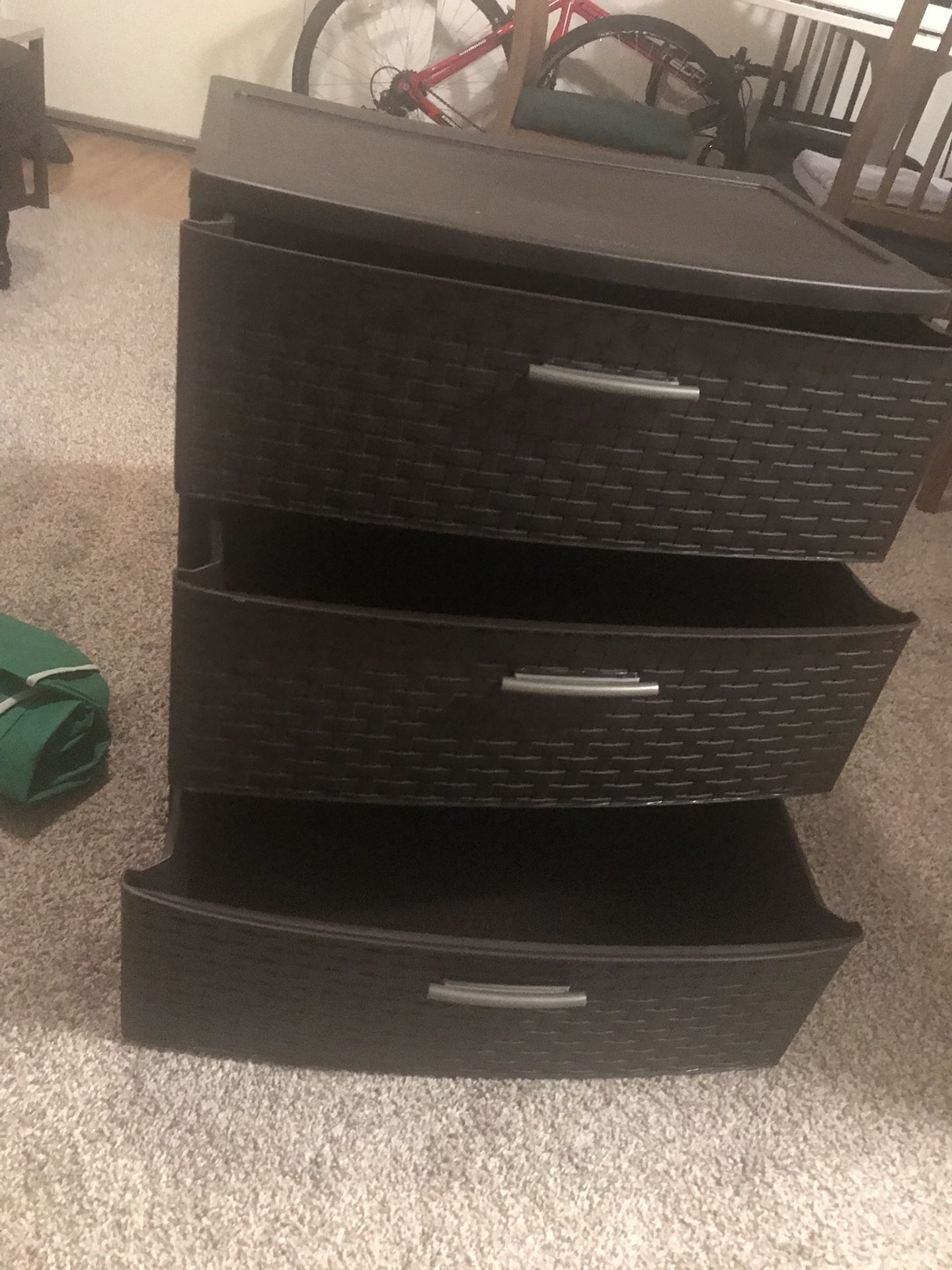 Satellite weave plastic drawers