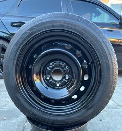 1 GOOD USED RIM & TIRE FOR SPARE HONDA CIVIC 16X6 1/2 5X4.5 205/55R16 MASTERCRAFT TIRE $50 PICKUP ONLY