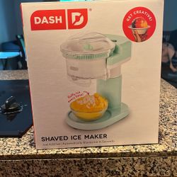 DASH Shaved Ice Cream Maker